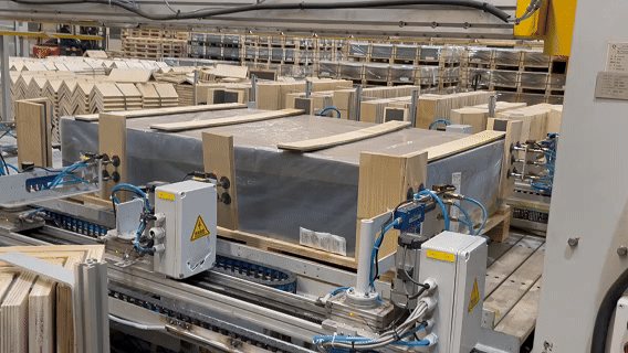 光伏玻璃千億運輸市場:如何破解“超長易碎”困局?(圖3) 光伏玻璃千億運輸市場:如何破解“超長易碎”困局?(圖3)